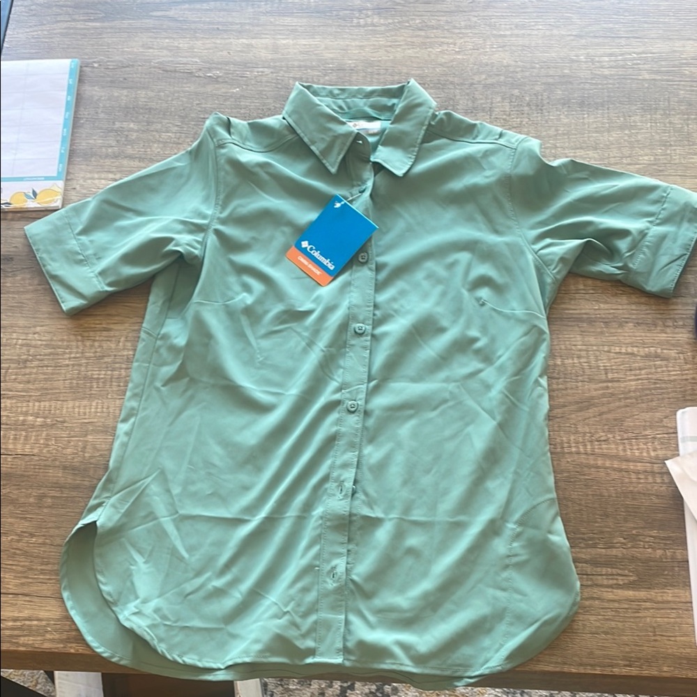 Columbia Mint Green Omni-Shade Short Sleeve Shirt